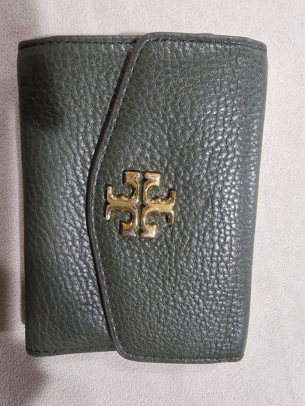 Tory Burch Dark Green Pebbled Leather Card Holder with Gold Logo
